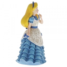 Disney Showcase Alice in Wonderland